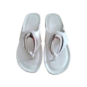 Atalina Chic White Sandals with Silver Accent Size 8.5